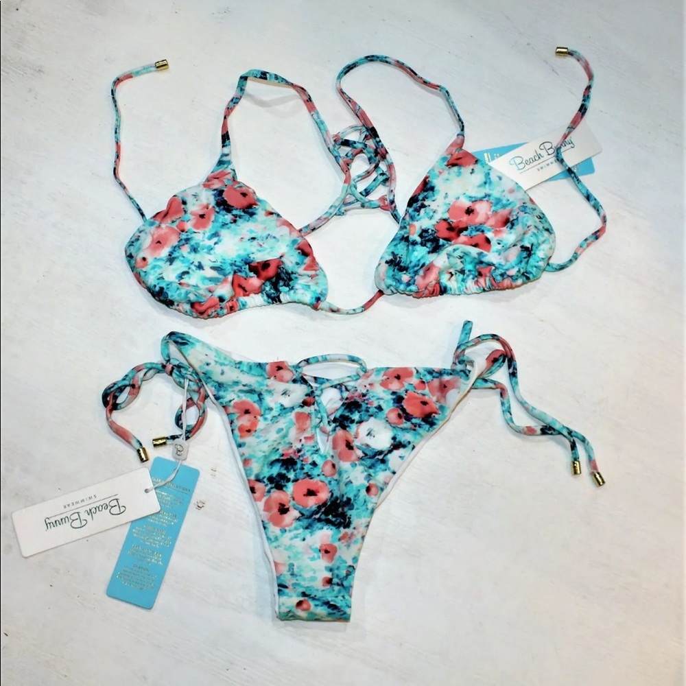 NWT beach Bunny Coral Floral Quinn bikini
